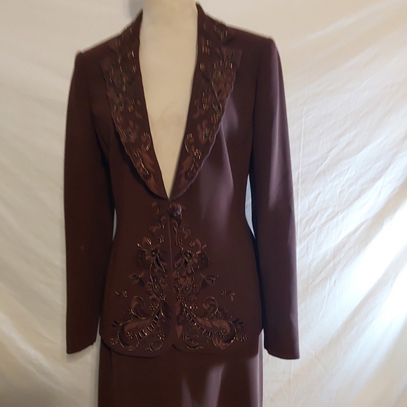 John Meyer of Norwich Brown Beaded  Blazer /Jacket Skirt Suit Size 8 - Picture 2 of 16